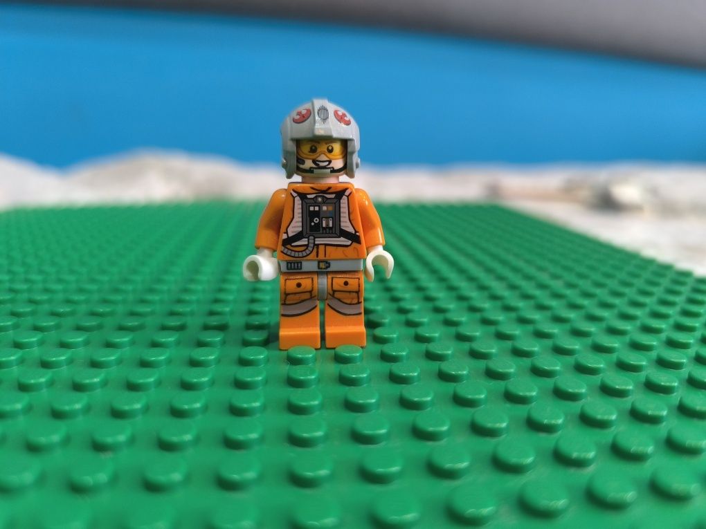 LEGO pilot X-wing + statek X-wing mini