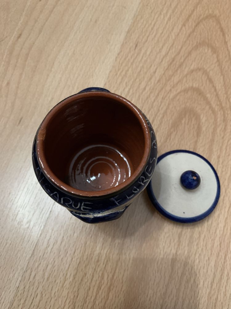Conjunto de loica de barro pintado