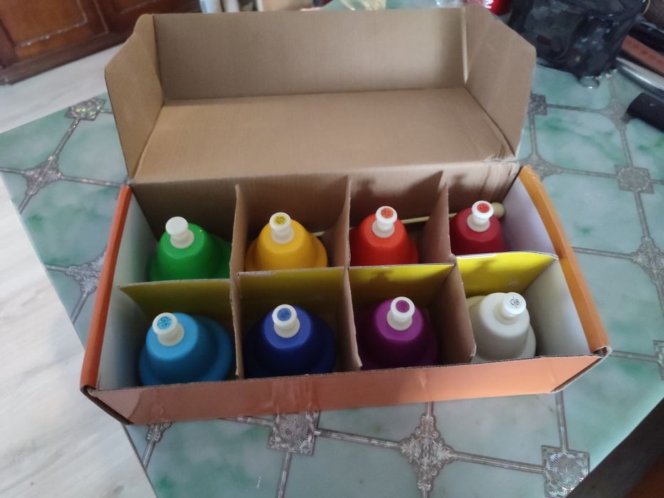 Діатонічні дзвоники. Музичний звукоряд. Для розвитку музичного слуху .