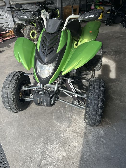 Quad 300cc z silnikiem Lucky star