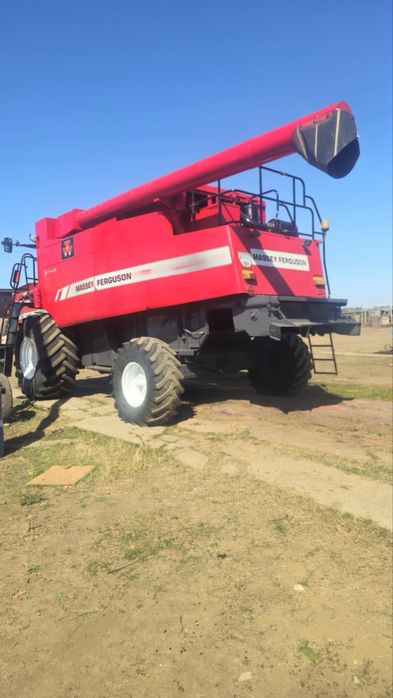Комбайн Massey Ferguson 9790