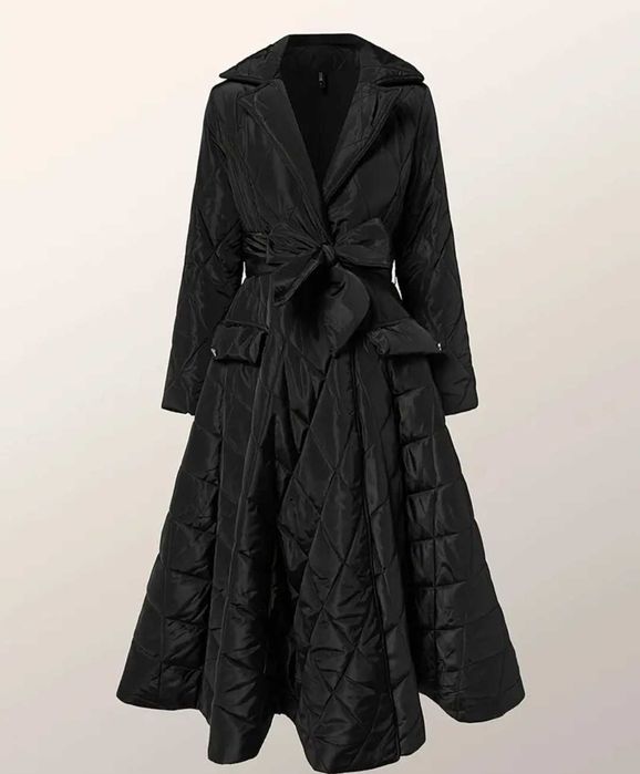 Elegancki damski płaszcz zimowy