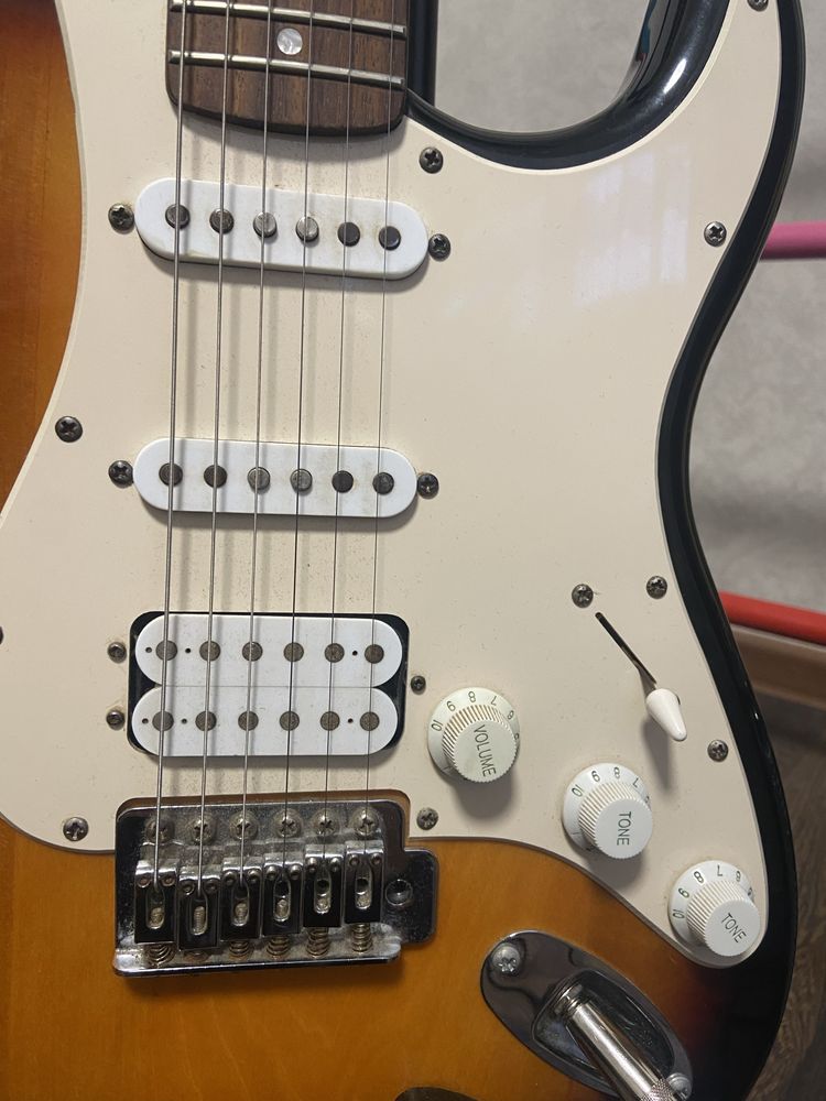 Електрогітара Fender squier bullet stratocaster HSS