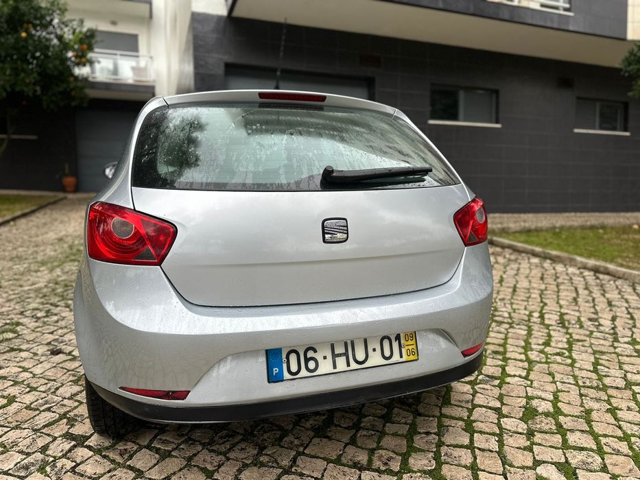 Seat  ibiza 1.2i