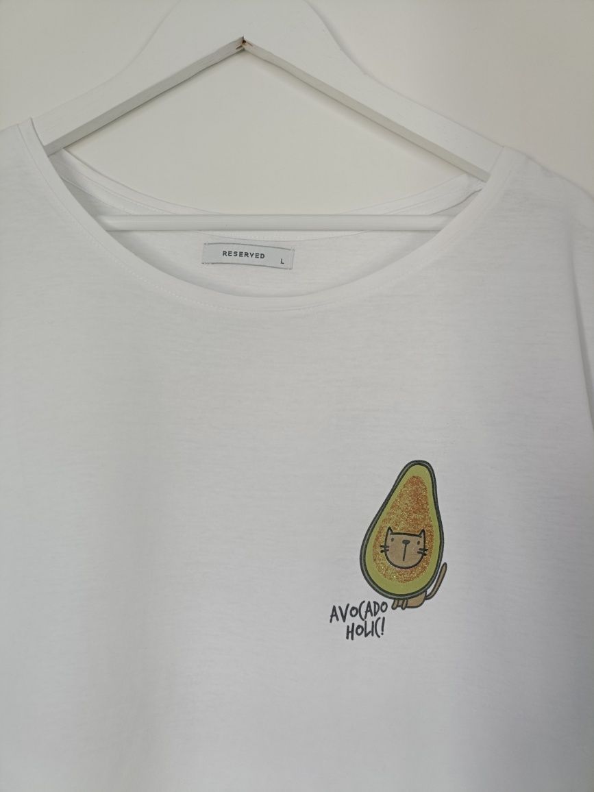 Koszulka "Reserved" 40/42 z motywem kota i avocado