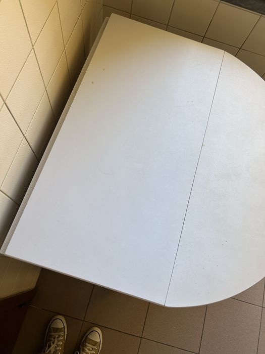 Conjunto mesa de cozinha com oferta das cadeiras