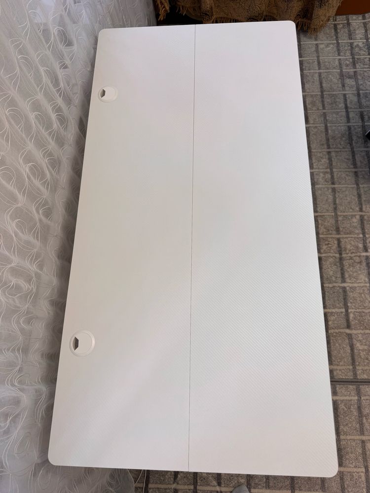 Комп'ютерний стіл з електричним регулюванням HUZARO HERO 8.2 White Mal