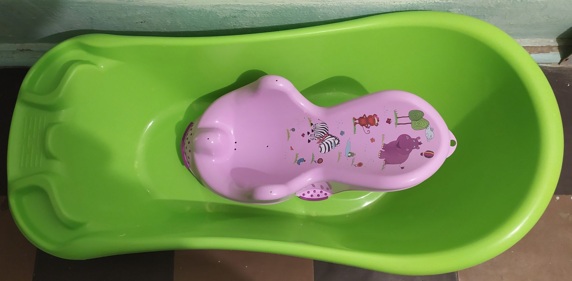 Зручна дитяча ванна Ванночка з гіркою для купання немовлят дітей
