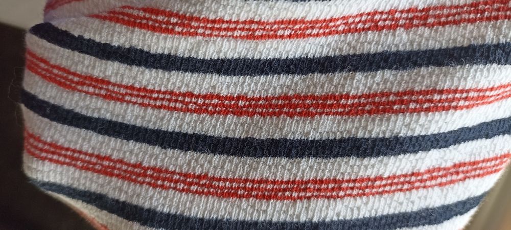 Camisola mangas 3/4, da loja Mo, tamanho S