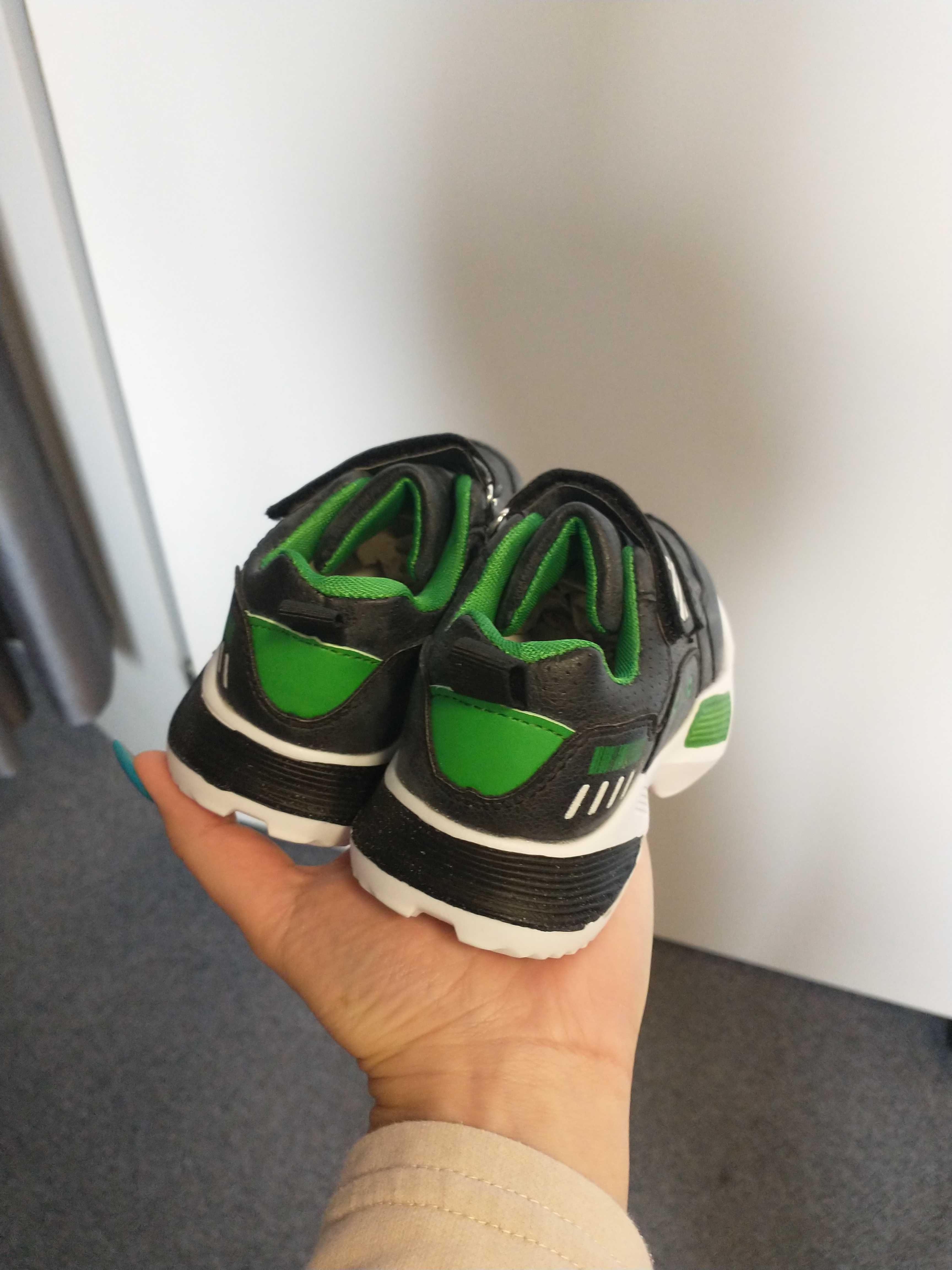 R. 27 buty sportowe dla chłopca adidasy chłopięce na rzepy nowe