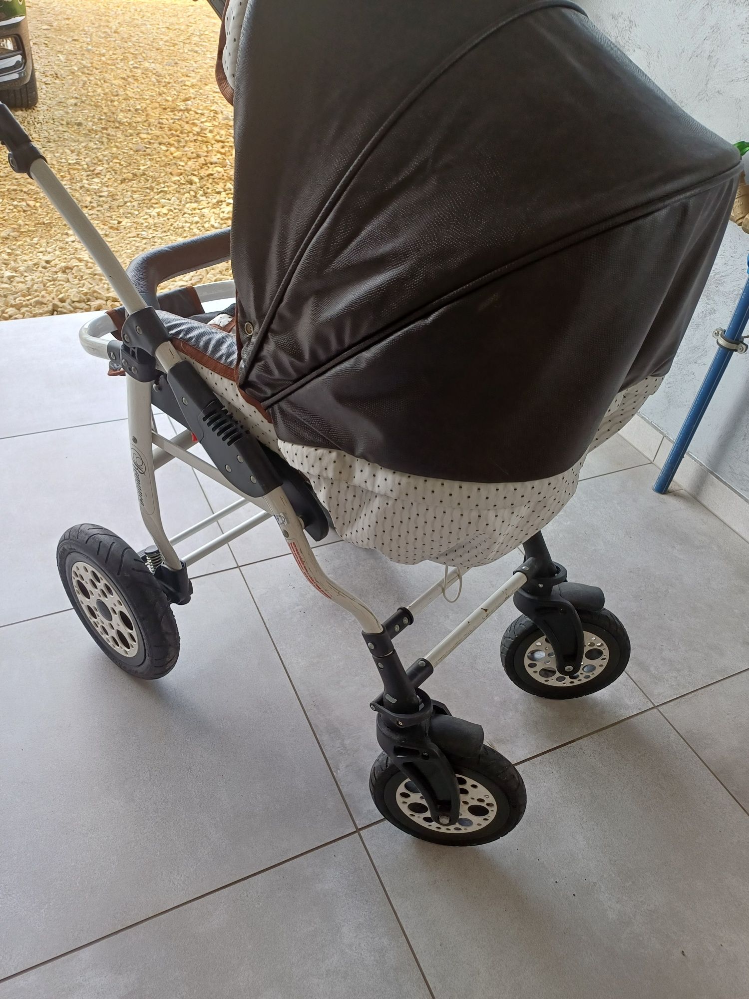 Wózek 3 w 1 w stylu retro