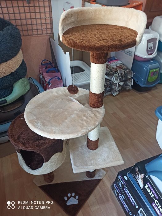 Arranhador para gato Coimbra 60 x 56,5 x 111,5 cm