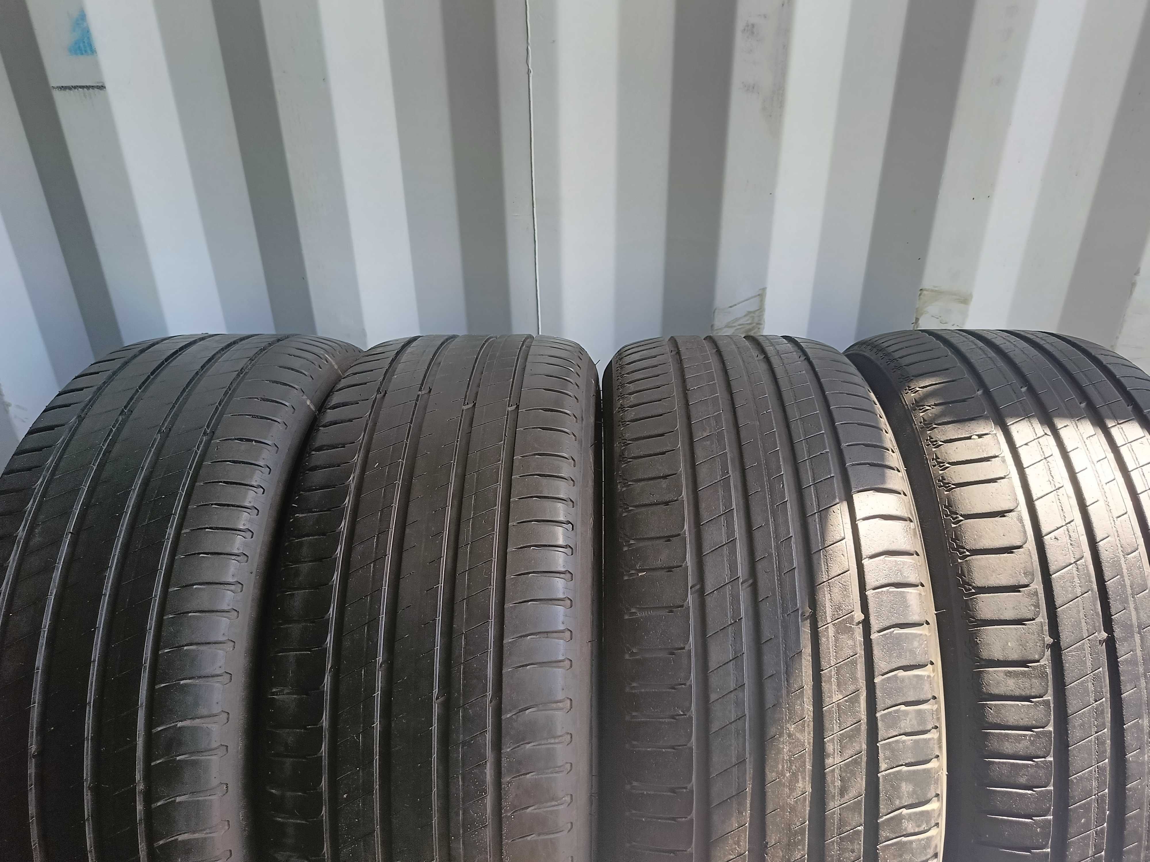 4X 255/45R20 105V MICHELIN 7mm SUV