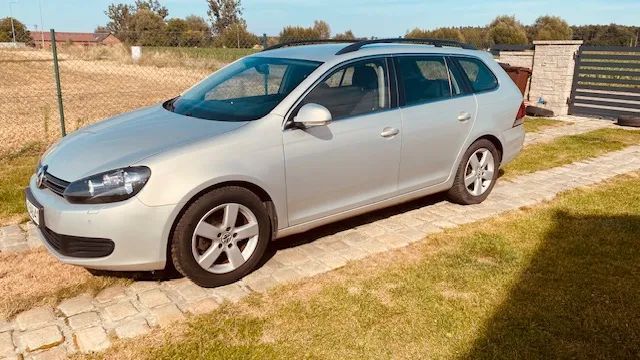 Volkswagen Golf rodzinne kombi