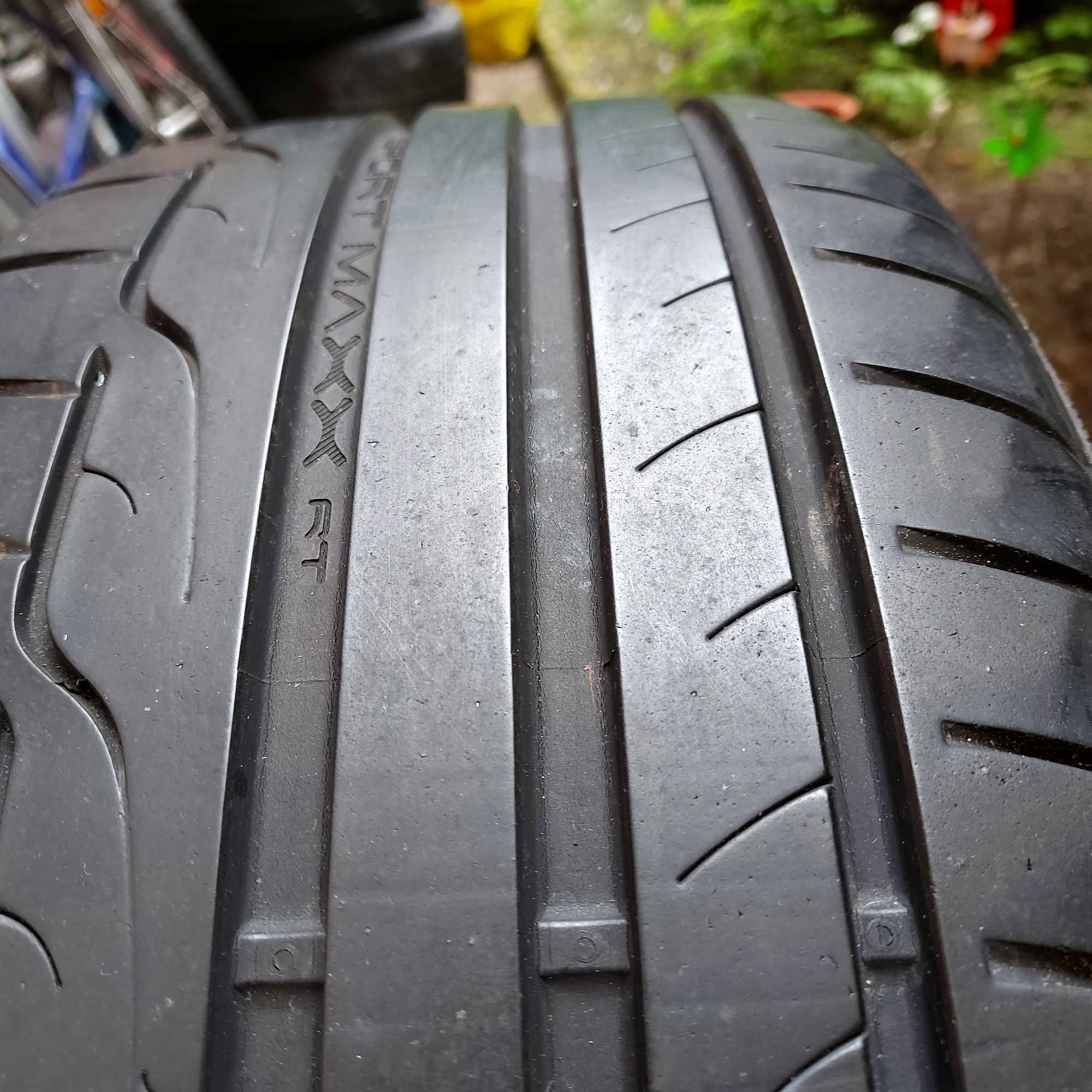 Dunlop 235 / 35 R 19