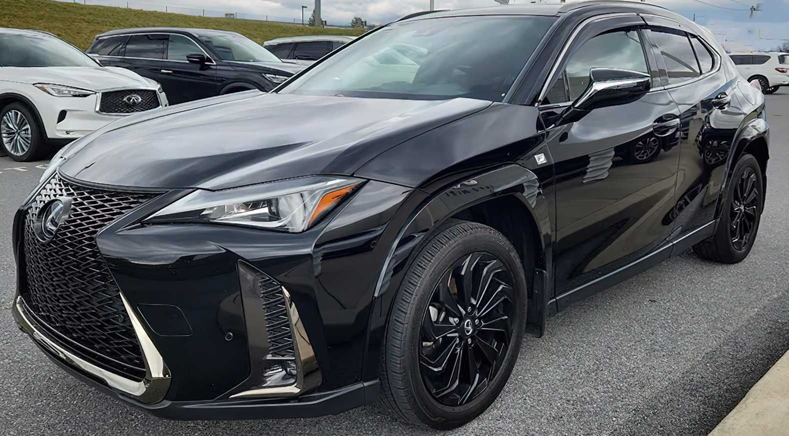 Lexus UX Hybrid 2022