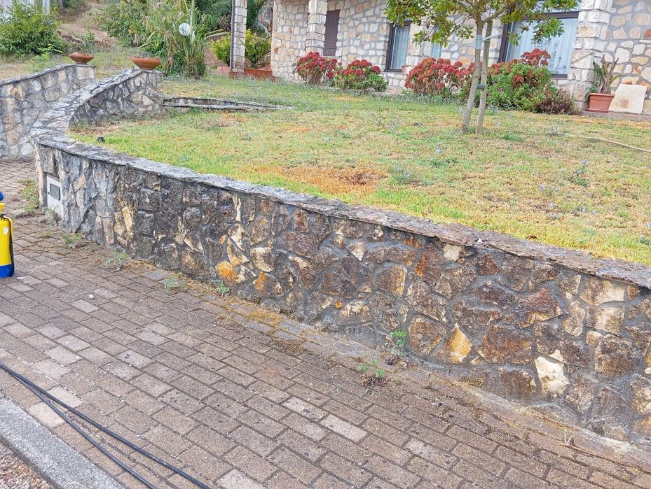 Lavagem telhados, calçadas e fotovoltaicos,. Isolamento de sótão