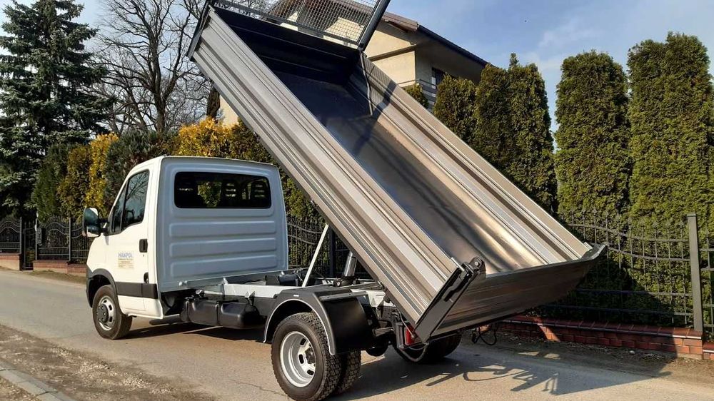 Iveco wywrotka kiper wynajem wypożyczalnia