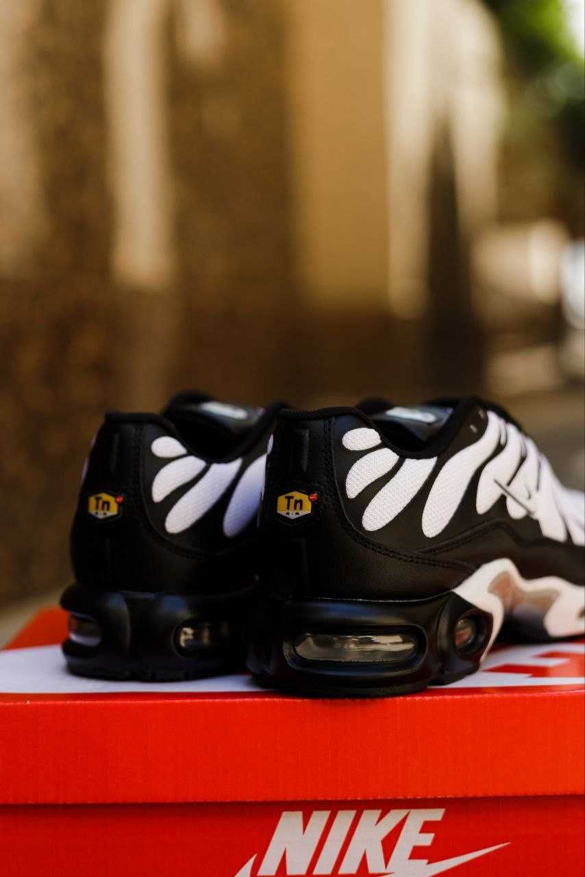Чоловічі кросівки  Nike TN білий з чорним 5531-3 ХІТОВА ПАРА