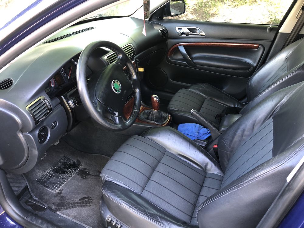 Skoda  superb   2,5 tdi