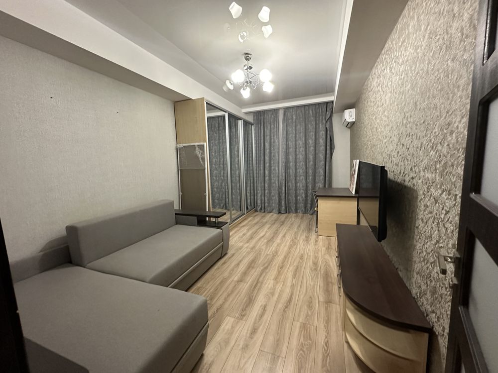Сдается 1 ком. кв. М. Защитников . Пр. Героев Харькова 89
