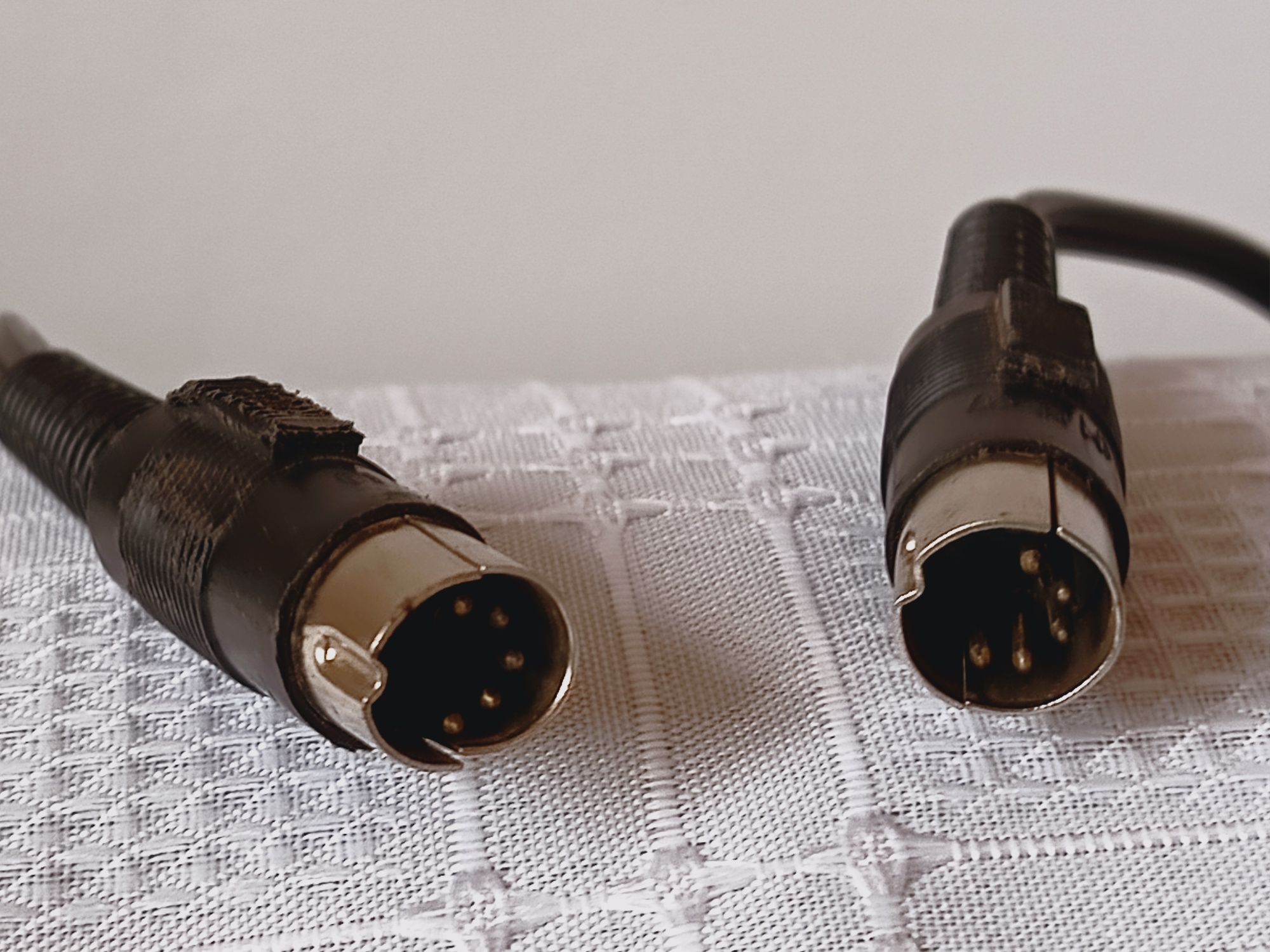 Kabel, przejściówka do sprzętu elektronicznego