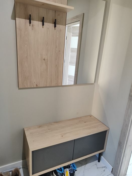 Zestaw do przedpokoju