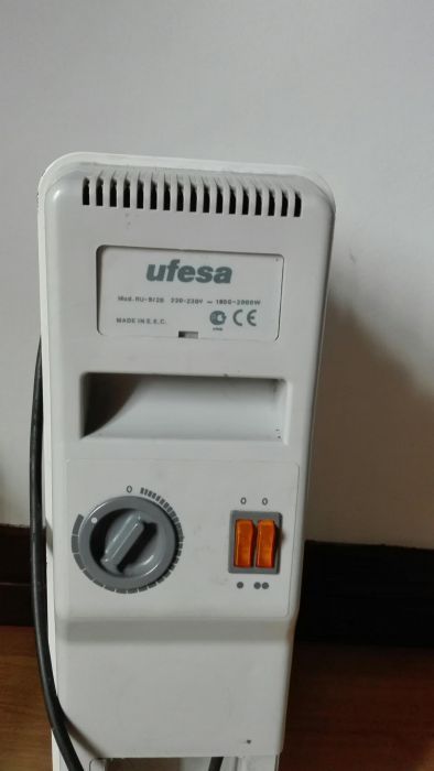 Aquecedor a oleo Ufesa 2000w,ha mais outros