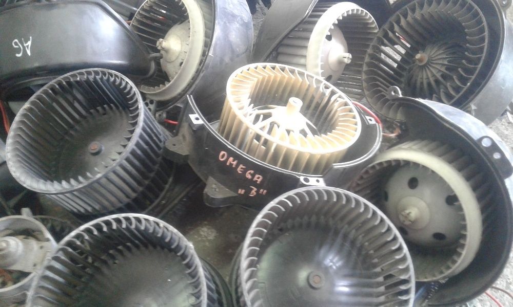 моторчик печки пічки Opel Astra H G J Vectra B C Omega Zafira Insignia