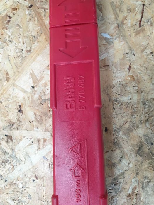 Triângulo de sinalização BMW X1 (E84)