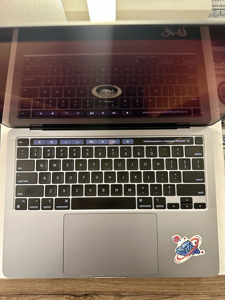 McBook Pro 2020 M1