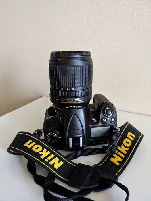 Nikon D7000 AF-S 18-105 ED VR як новий з картою та сумкою