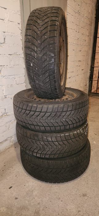 Oponę zimowe 4 szt.