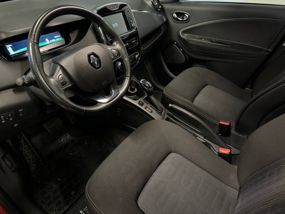 Renault Zoe 2018р Топ комплектація навігація,камера,круіз з Норвегії