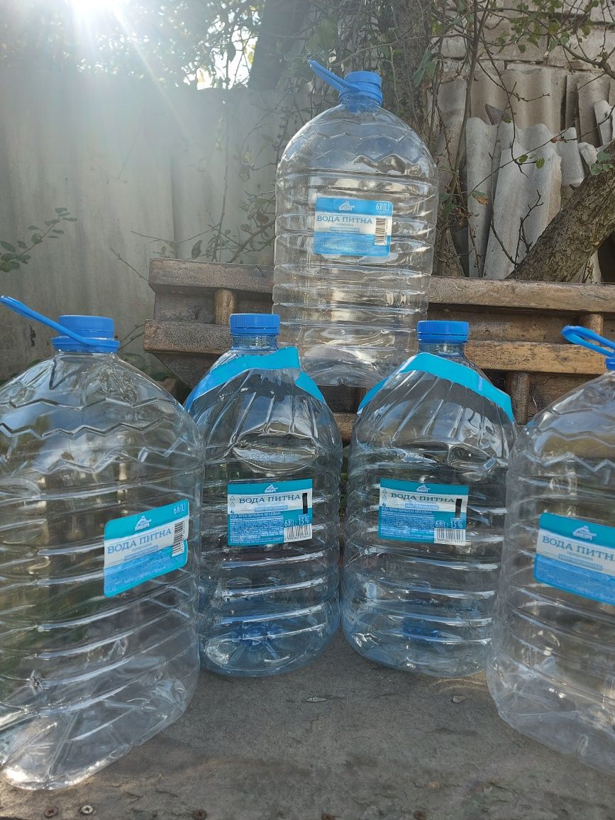 Продам Тару пiсля питноi води 6л