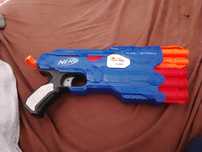 Pistolet Nerf na strzałki