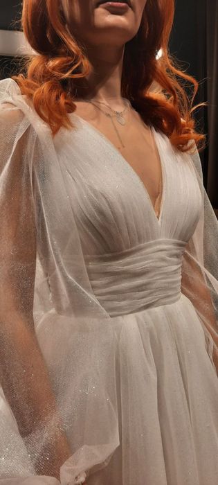 Весільне біле плаття