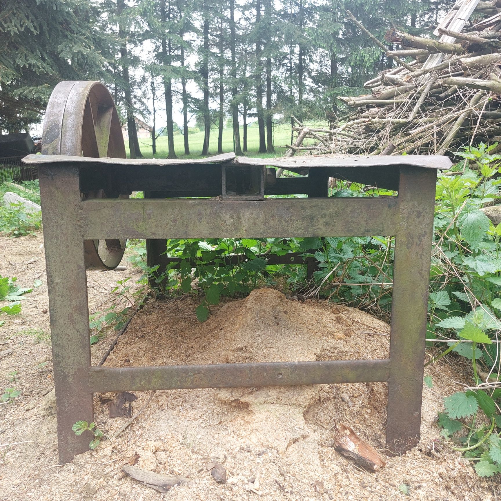 cyrkularka krajzega PRL komunistyczna sprawna ok. 200kg