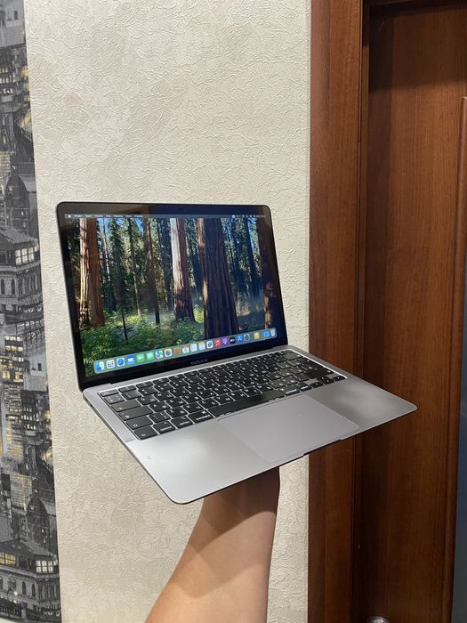MacBook Air 13" 2020 i3/ RAM 8/ SSD 256 Gb нормальний стан