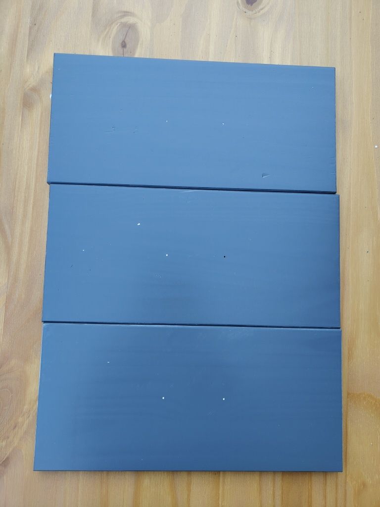 Biurko Hill, szare, 150x50x74 cm, lite drewno sosnowe
