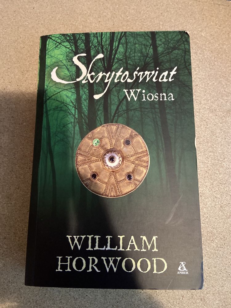 Książka Skrytoświat Wiosna William Horwood.