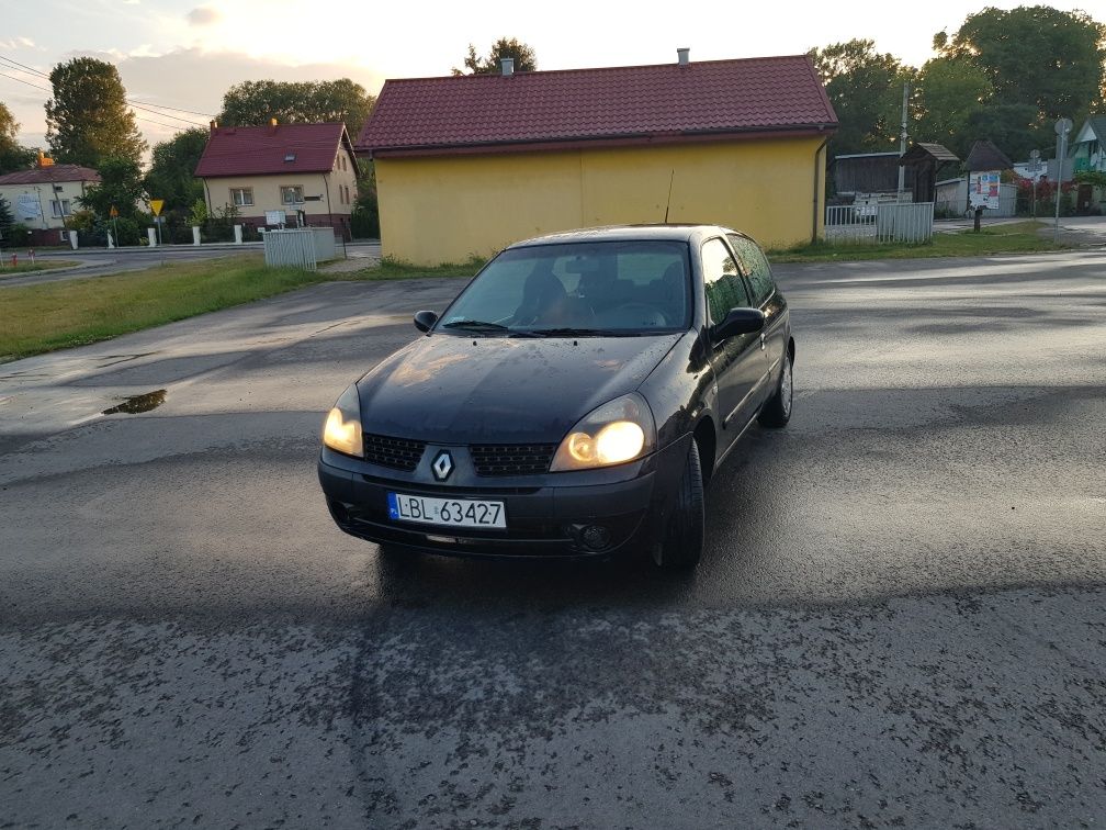 Reno Clio 1.2 LPG 2004r