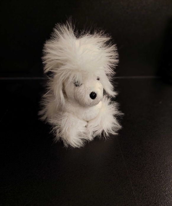 Maskotka piesek biały