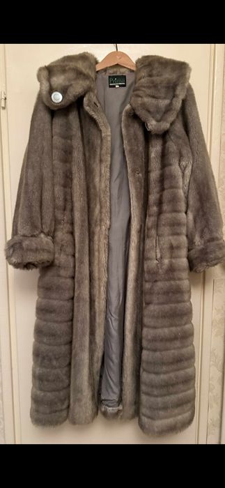 Sztuczne długie futro