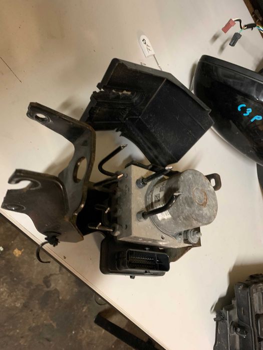 Pompa ABS z osłoną Citroen C3 III 1.2 Benzyna