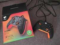Pad XBOX PDP Atomic Carbon jak nowy