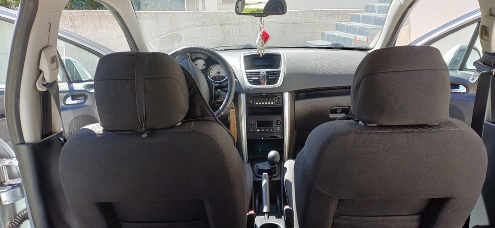 Vendo Peugeot 207 1.6 HDI Sport impecável