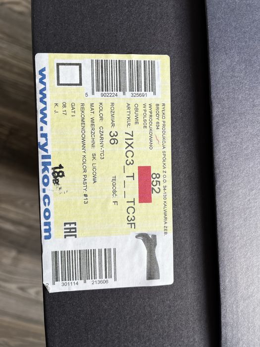 Czarne kozaki Ryłko