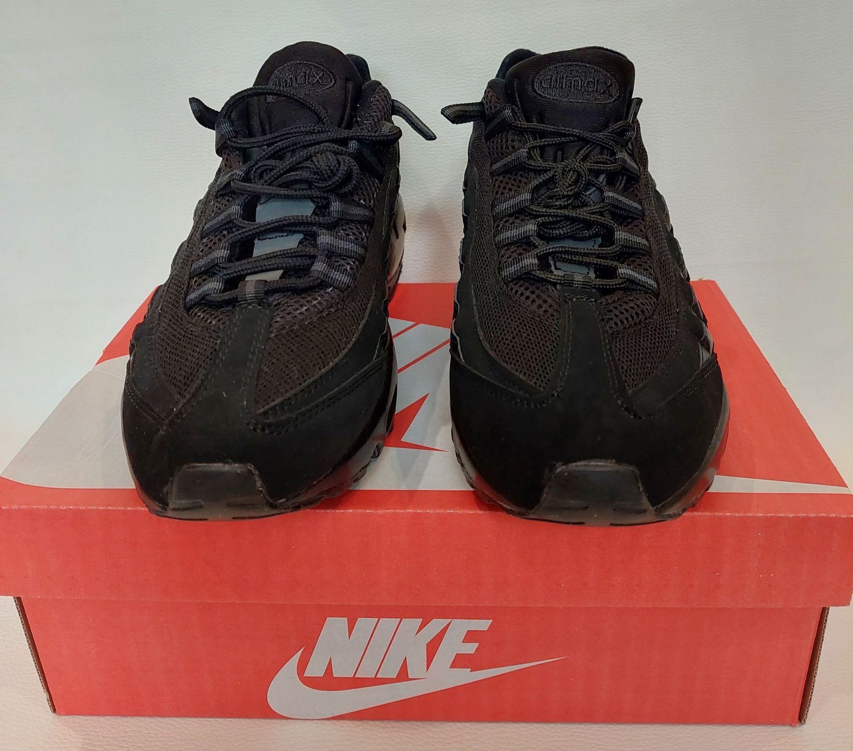 Nike Air Max 95 размер 41