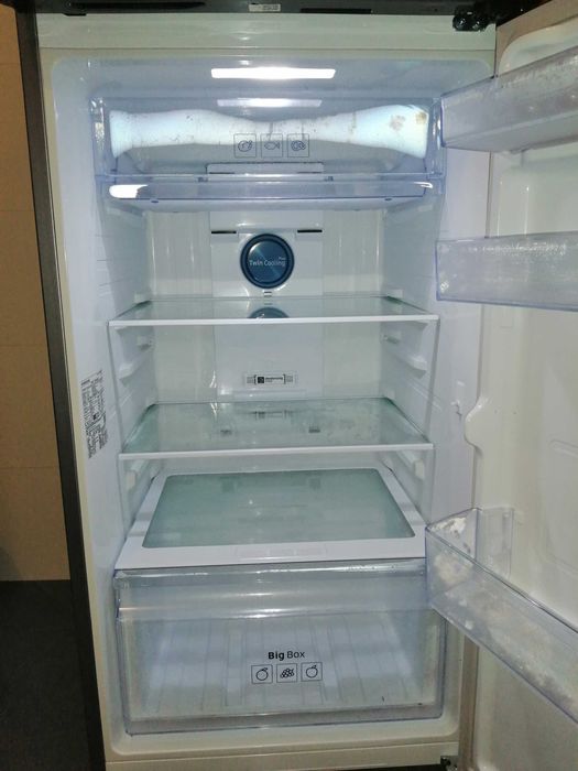 Frigorífico bom estado